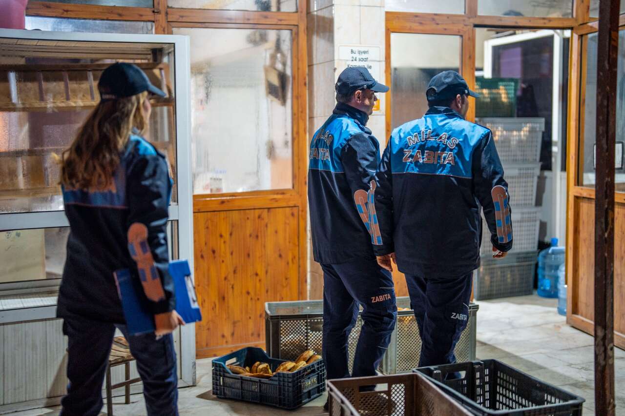 Halk Sağlığı İçin Erken Mesai: Zabıta Fırınları Denetledi 1